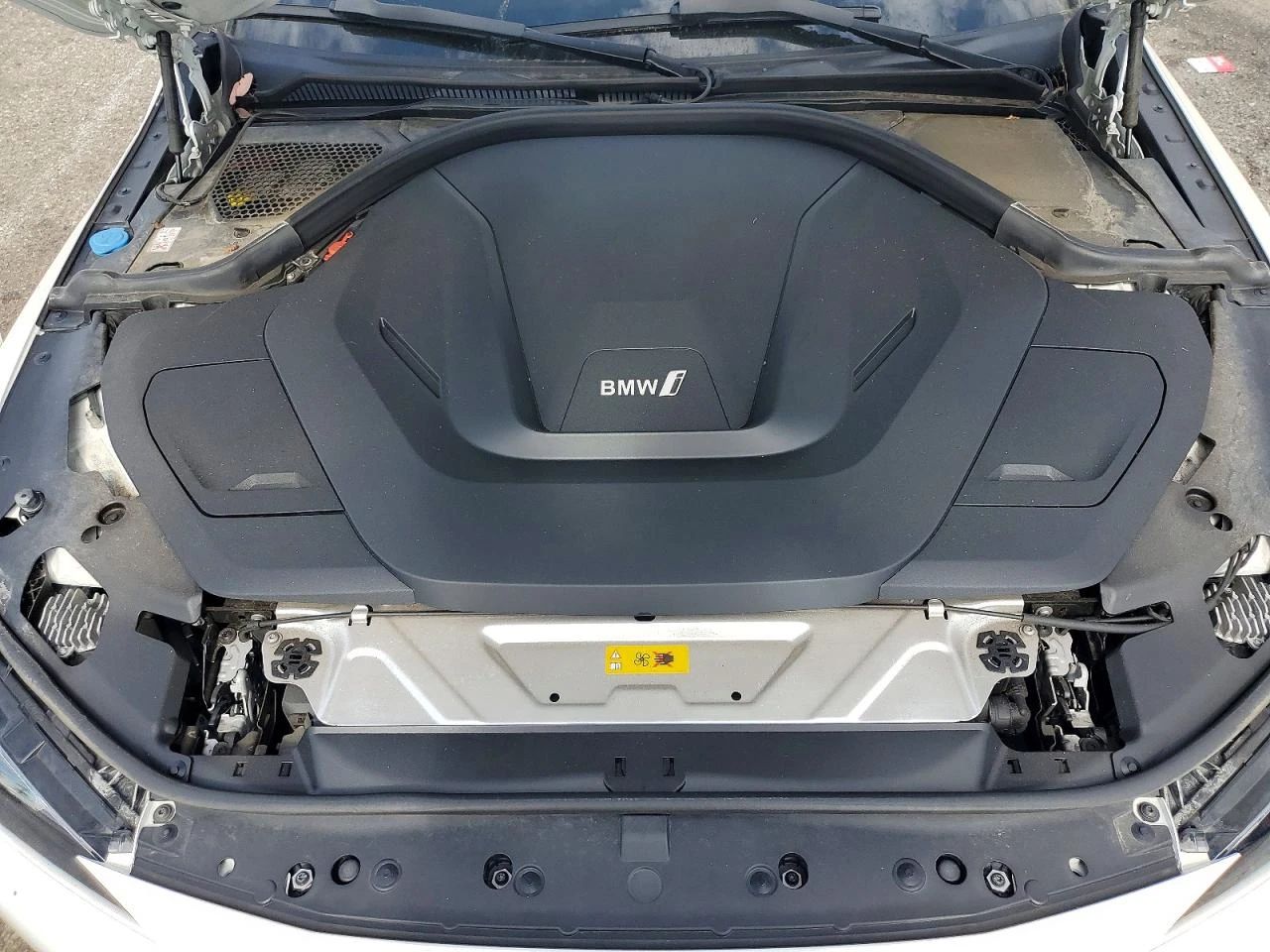 BMW i4 2023