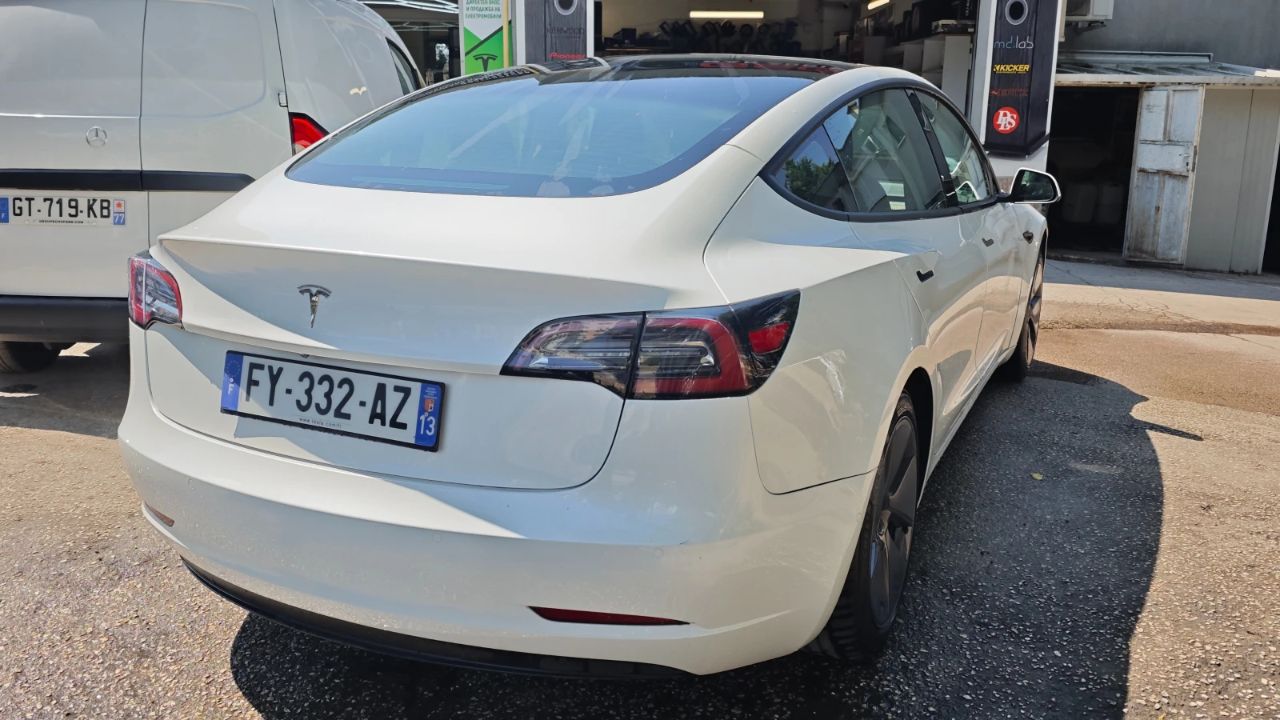 Tesla Model 3 2021