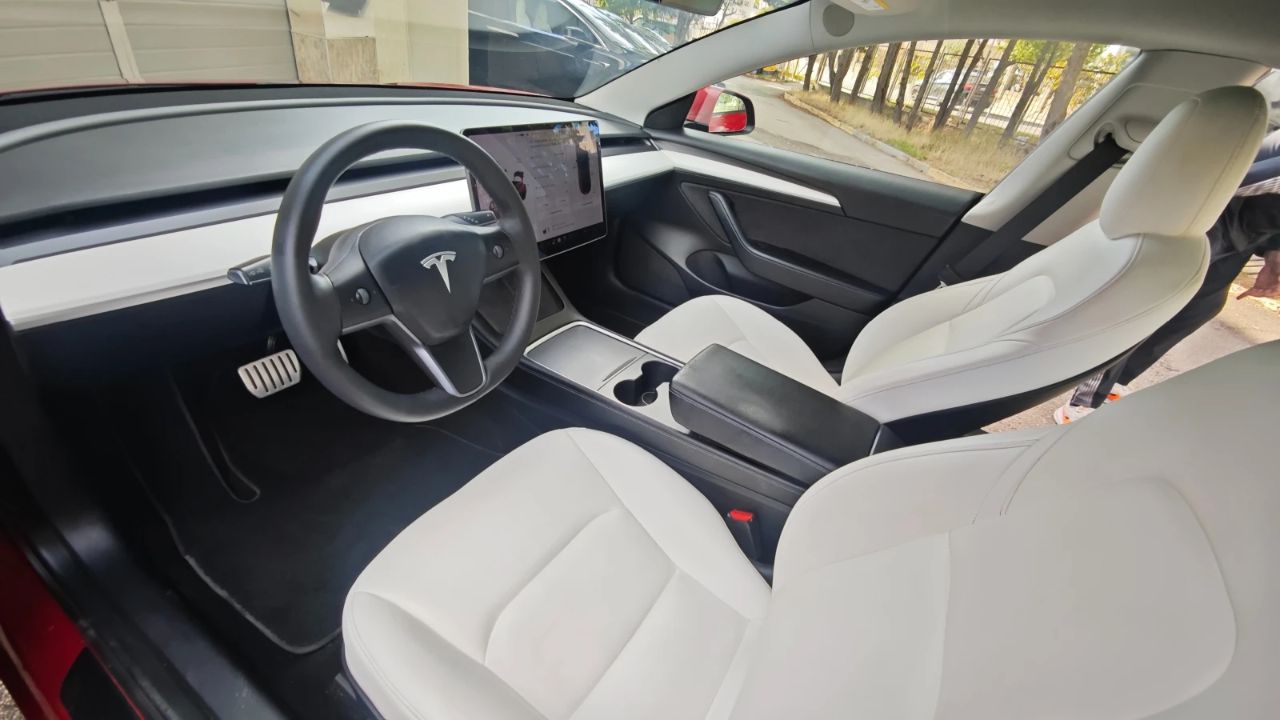 Tesla Model 3 2021