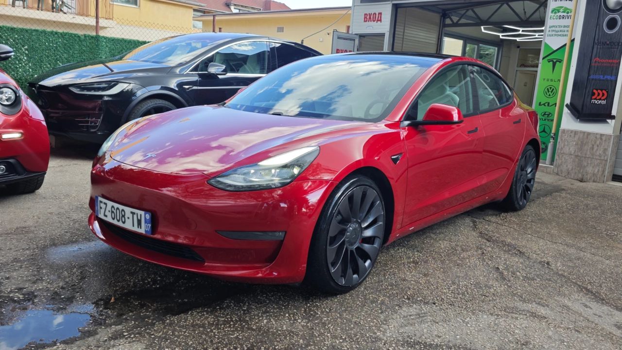 Tesla Model 3 2021