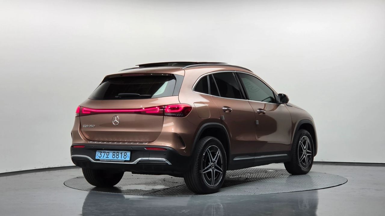 Mercedes-Benz EQA 2022