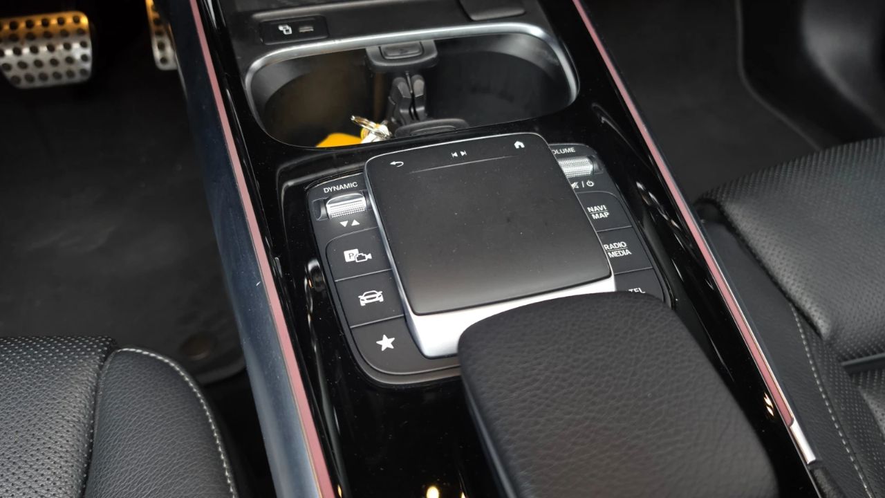 Mercedes-Benz EQA 2022