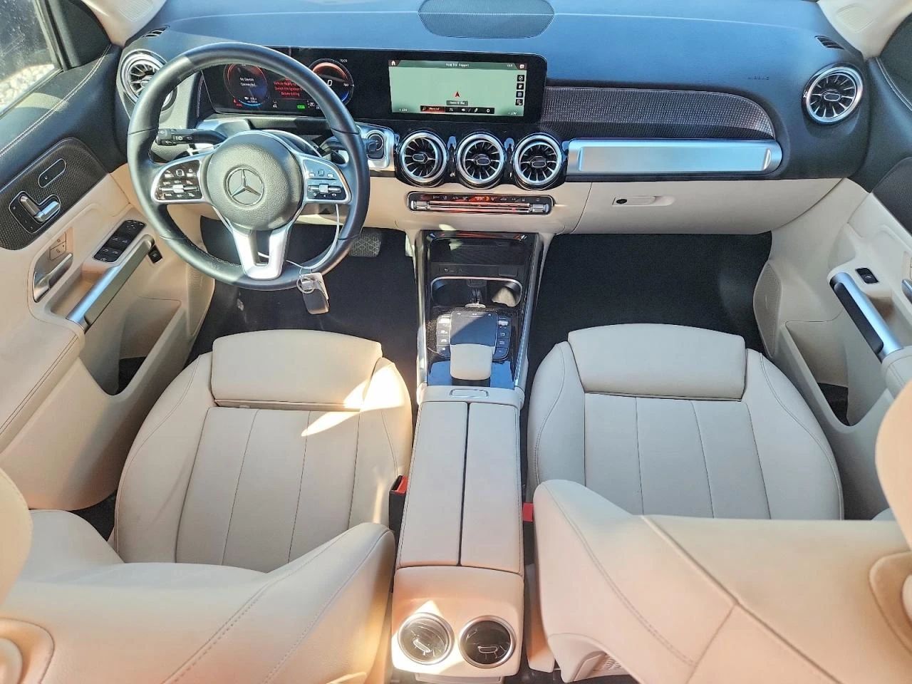 Mercedes-Benz EQB 2023