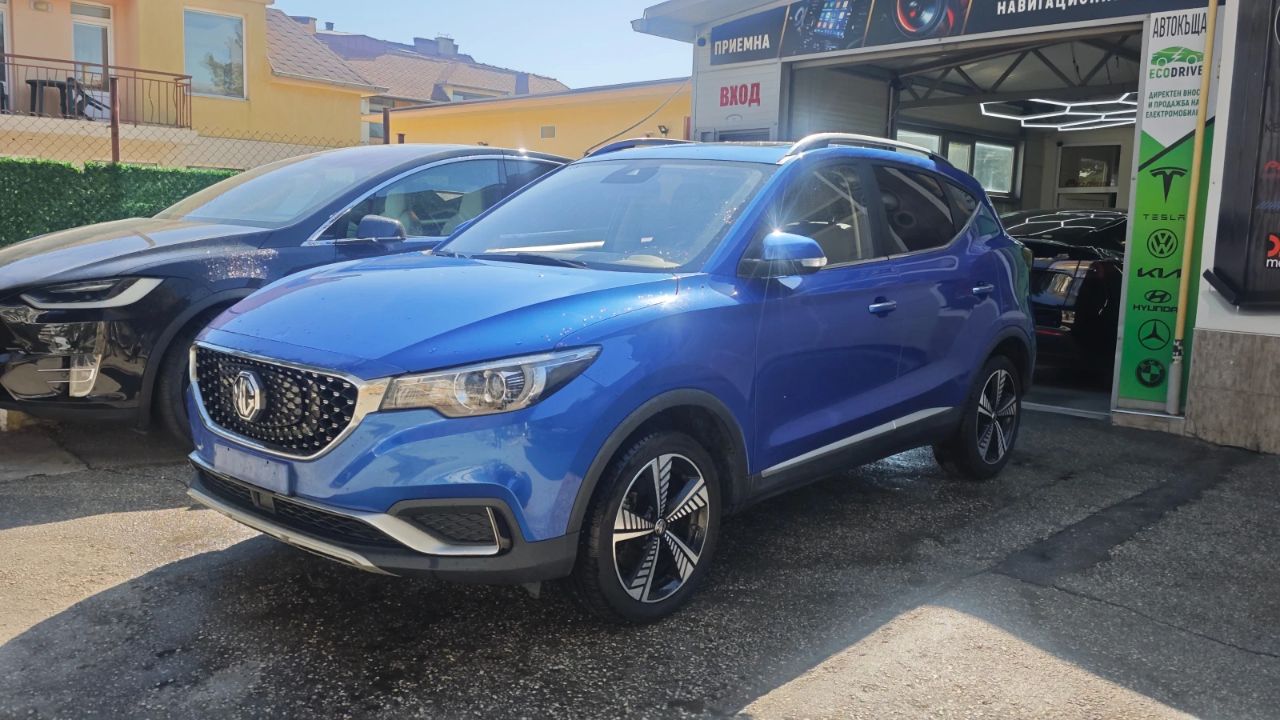 MG ZS EV 2019
