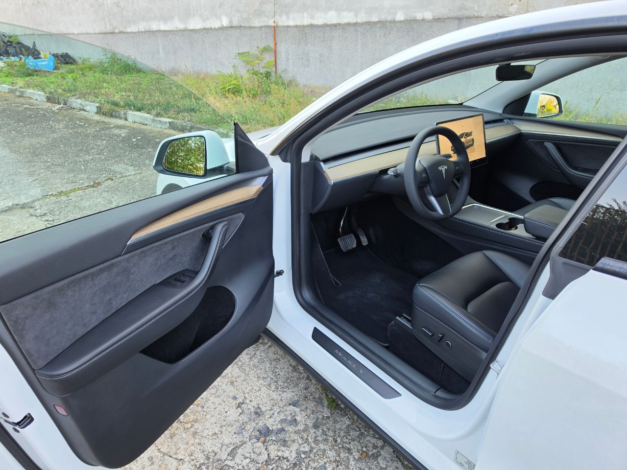 Tesla Model Y 2026